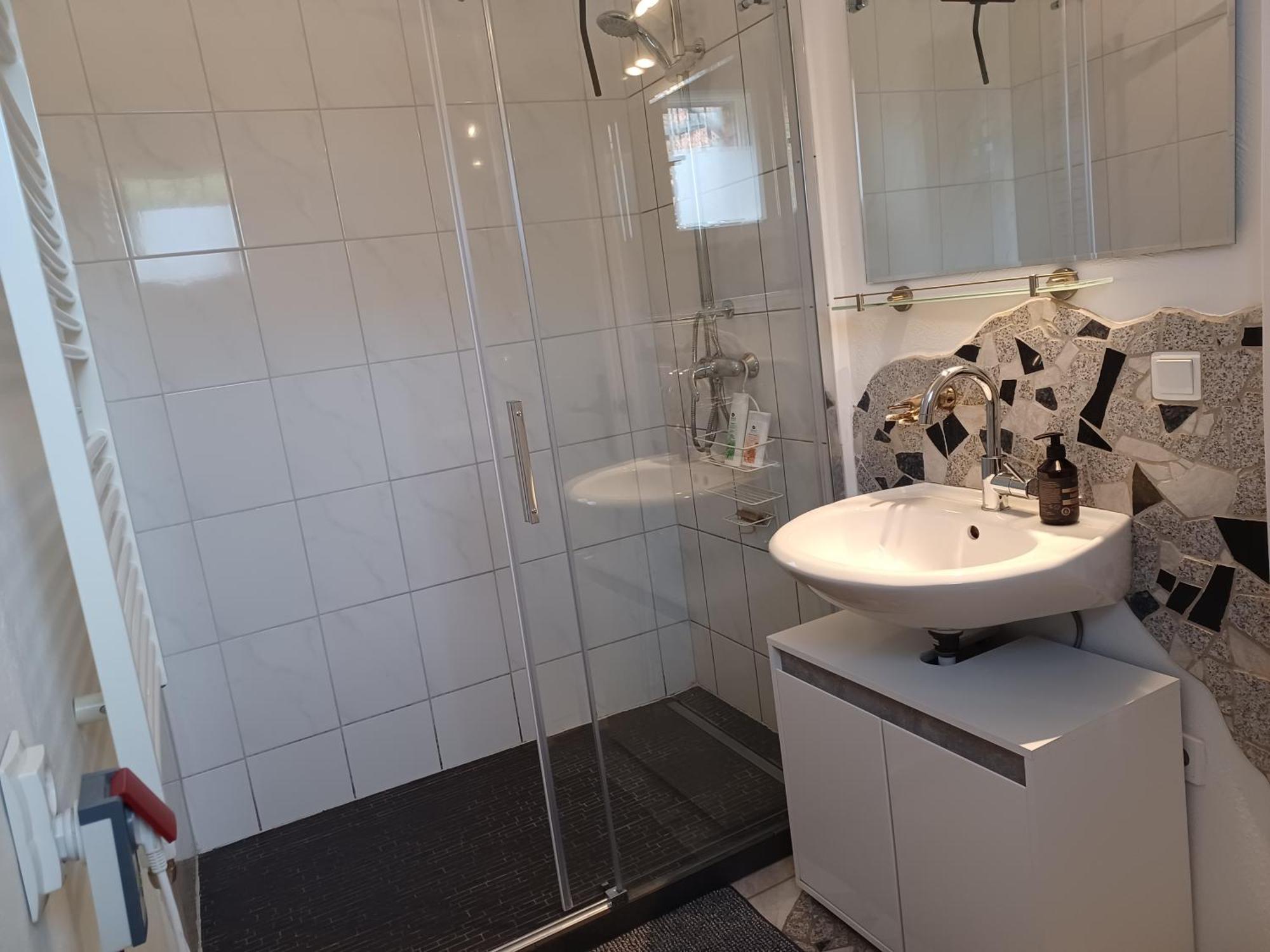 Ehemalige Bibliothek Apartment Fuer 2 Mit Kueche Kamin Netflix Parken Und Hofladen Steinhofel Kültér fotó