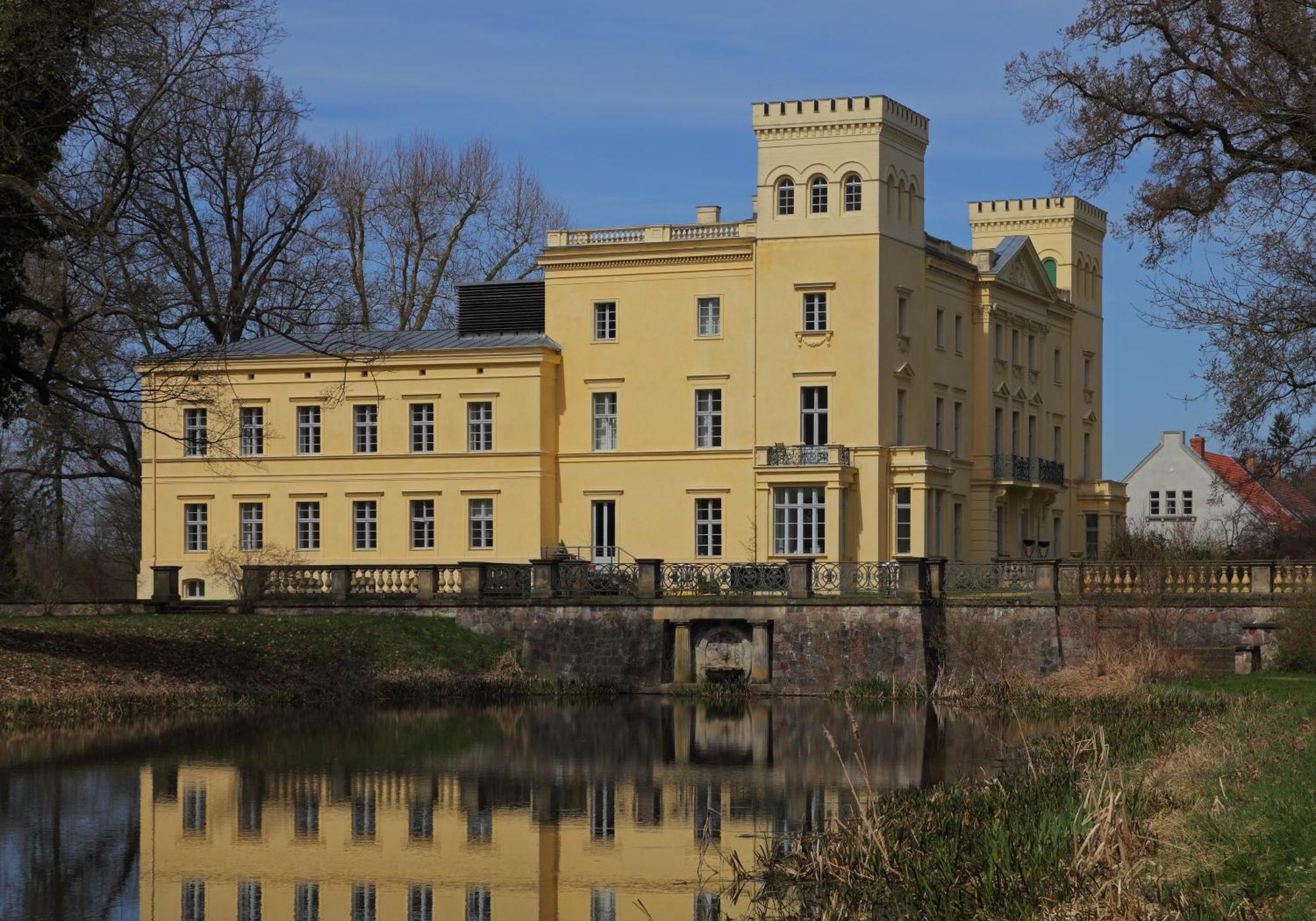 Ehemalige Bibliothek Apartment Fuer 2 Mit Kueche Kamin Netflix Parken Und Hofladen Steinhofel Kültér fotó